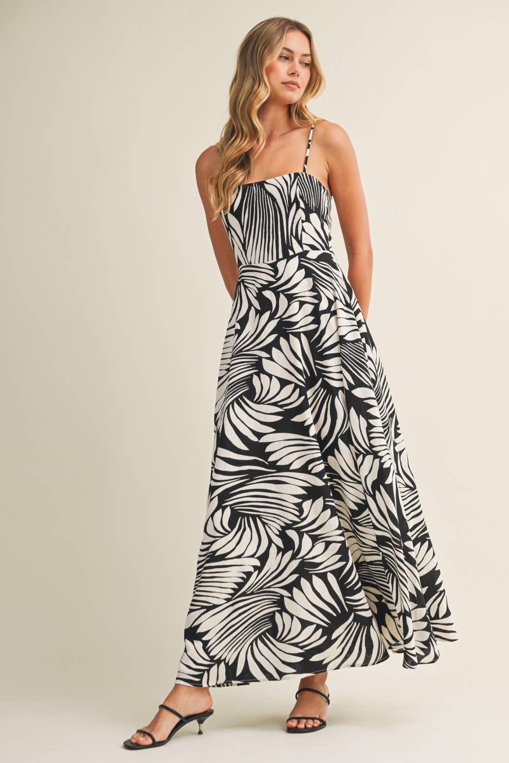 B&W Linen Maxi Dress